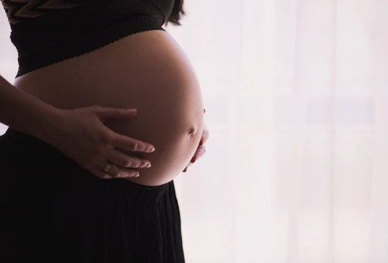  fertilité; soins féminin; grossesse